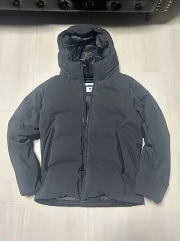 BEAUTY&YOUTH UNITED ARROWS 다운 자켓 그레이