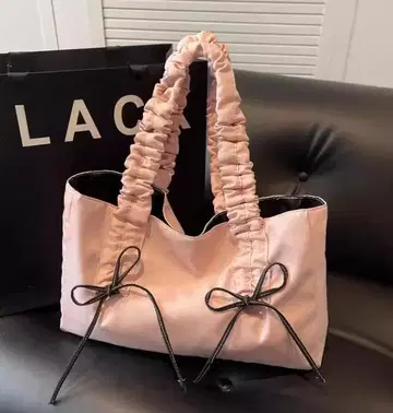 프릴 핸들 핑크 숄더백