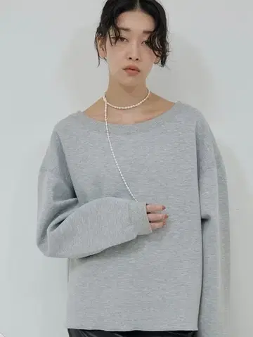 개럴개런트 보트넥 맨투맨