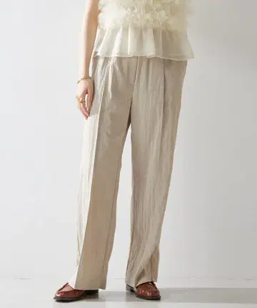 2025 윔 가젯 [ THE PAUSE ] 개더 팬츠