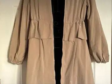 블랙과 베이지 리버서블 롱 코트