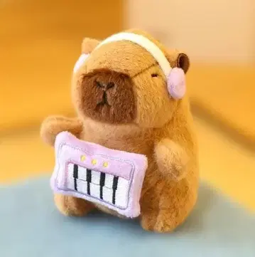 카피바라 봉제 인형 헤드폰 포함