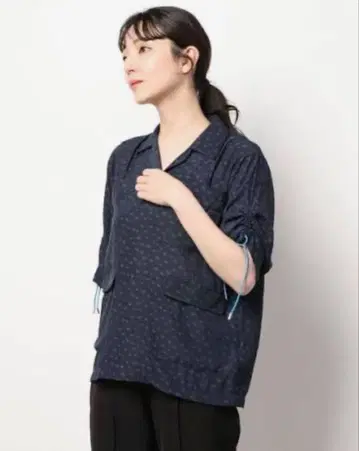 EARIH 아리 오픈 카라 셔츠 네이비