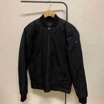 DENHAM 블랙 MA-1 플라이트 자켓