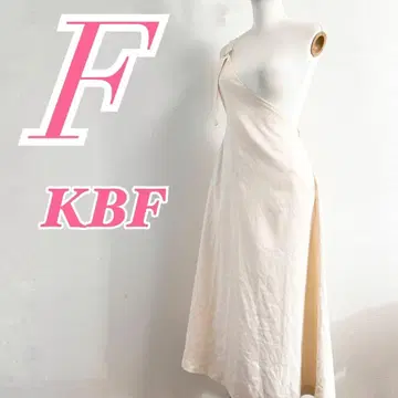 KBF 화이트 원숄더 F 비대칭 롱 기장