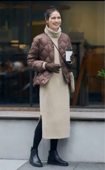 유니클로 울트라 라이트 다운 릴랙스 자켓 XL