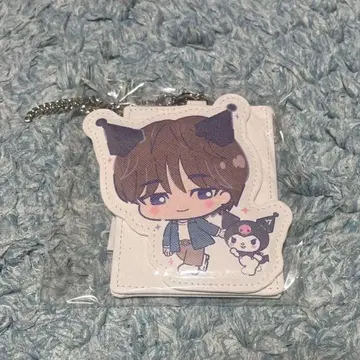 SEVENTEEN 산리오 콜라보 원우 쿠로미 패스 케이스