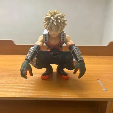 나의 히어로 아카데미아 바쿠고 카츠키 피규어