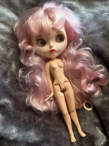 브라이스풍 인형 핑크 웨이브 헤어 아이시돌