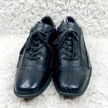 REGAL 블랙 가죽 스니커즈