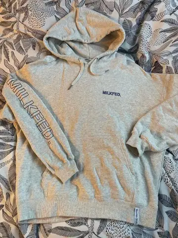 새상품급 밀크페도 소매 로고 후드티