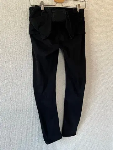 RODEOCROWNS 백리본 데님 블랙 스키니 로데오