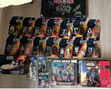 스타워즈 피규어와 보드게임 세트 레어