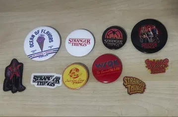 기묘한 이야기 핀 배지 세트