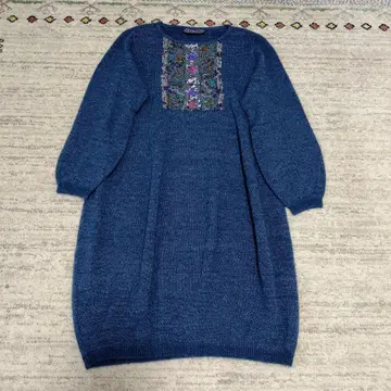 엠앤드쿄코 니트 원피스