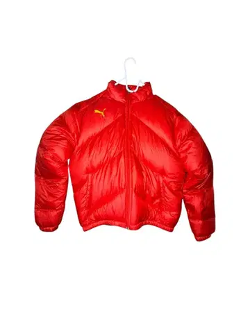 Puma 빨간색 다운 자켓 S-M