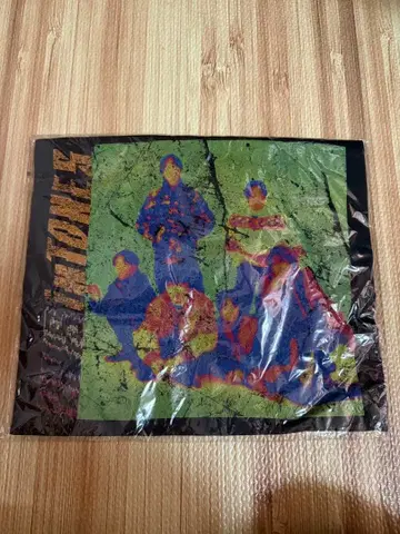 SixTONES VVS 티셔츠