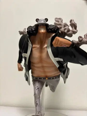 제일복권 원피스 바솔로뮤 곰 피규어