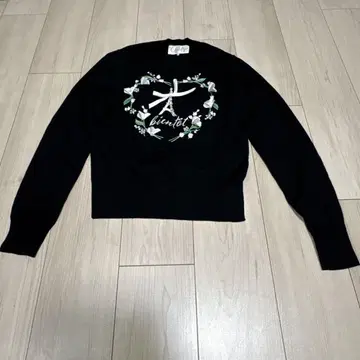 체스티 플라워 펄 에펠탑 니트