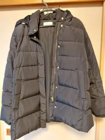 GLOBAL WORK 우츠쿠 실루엣 발수 다운 코트 L 사이즈