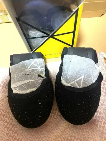 버터플라이 트위스트 신발 39