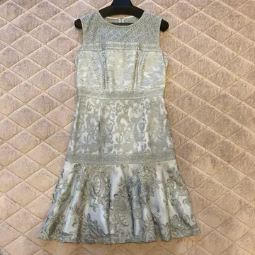 GRACE CONTINENTAL 그레이스 콘티넨탈 드레스 사이즈 36