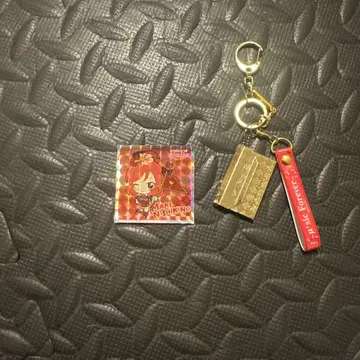 니시키노 마키 레터 참 키링 + 씰