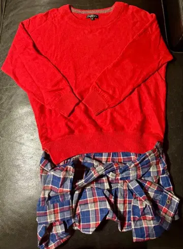 INDIVI 빨간색 긴팔 스웨터 체크 무늬 셔츠 포함