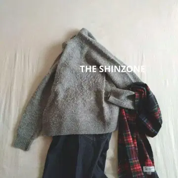 THE SHINZONE / 크루넥 니트 그레이 울 샤기 니트