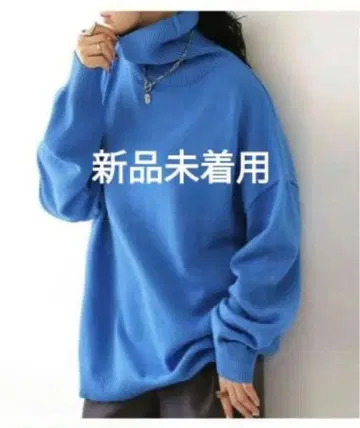 안티카 루즈핏 터틀넥 니트 블루 새상품