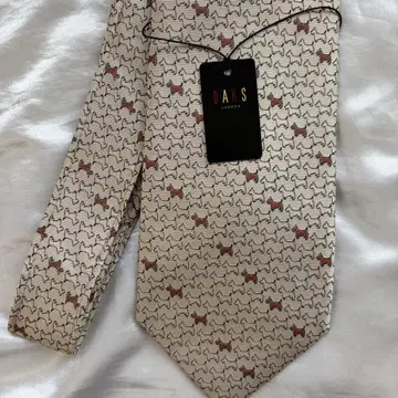 미사용 새상품 닥스 DAKS 강아지 패턴 실크 넥타이