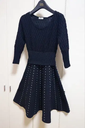 FRAY.I.D 블랙 긴팔(7부 소매) A라인 니트 원피스