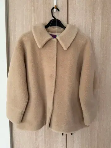 OHGA 무스탕 코트 베이지