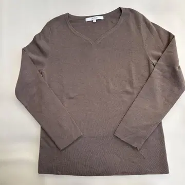 UNTITLED 브라운 V넥 긴팔 니트 사이즈 2