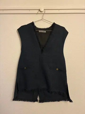 NANO UNIVERSE 다크 네이비 V넥 베스트