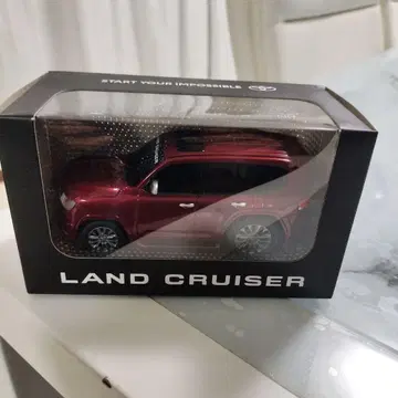 도요타 랜드크루저 미니카 빨간색