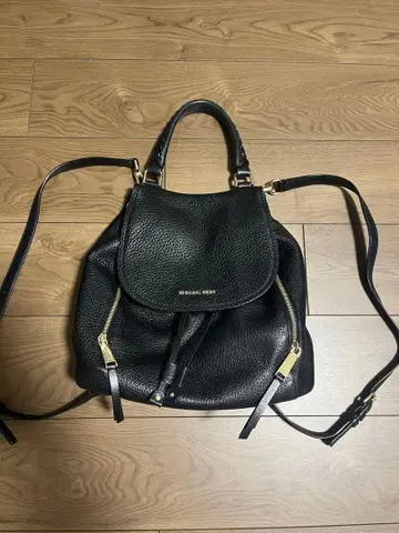 MICHAEL KORS 블랙 백팩