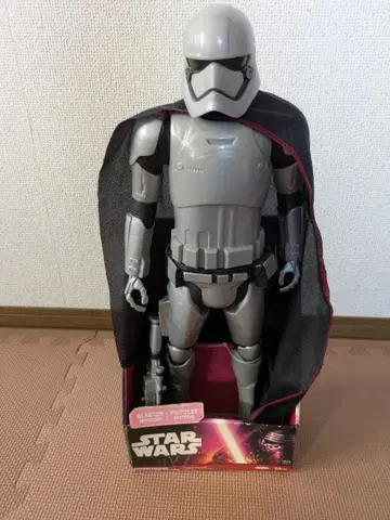 스타워즈 스톰 트루퍼 캡틴 파즈마 피규어