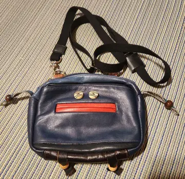 네이비 가죽 숄더백