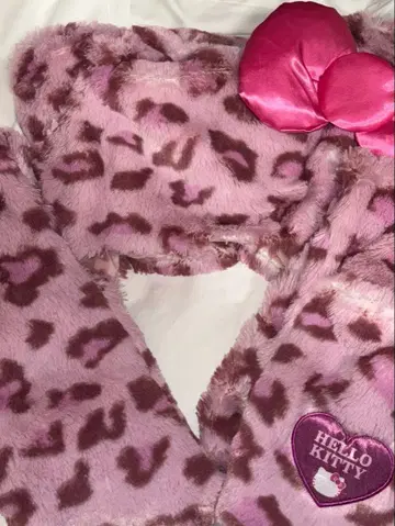 헬로키티 레오파드 무늬 머플러 햇