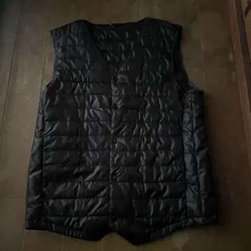 이너 다운 베스트 블랙 LL 사이즈