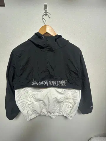 나일론 자켓 후드 부착 sportii