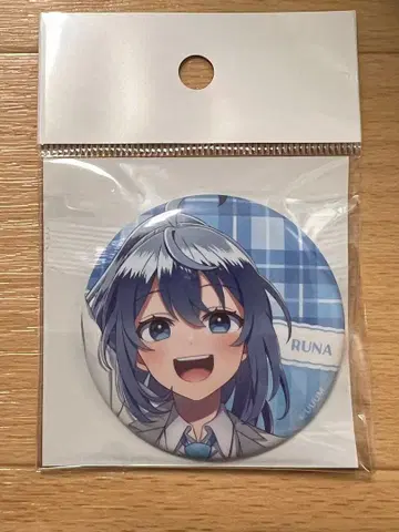 컬러풀 피치 루나 캔뱃지