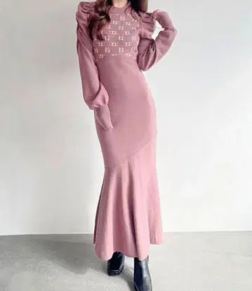 RESEXXY 모노그램 머메이드 니트 원피스