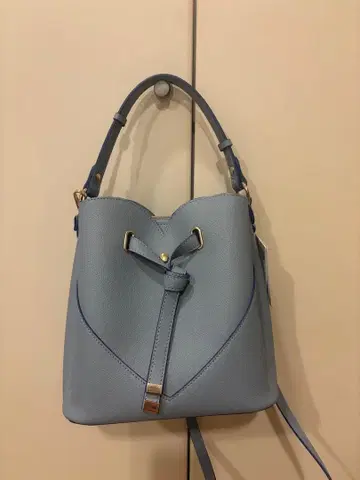 택 포함 새상품 VIS 하트 컷 백 라이트 블루