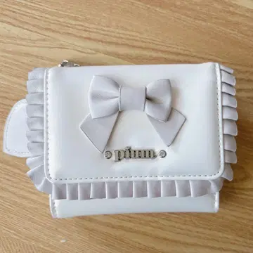 pium 피움  프론트 리본 에나멜 프릴 지갑 화이트 핑크