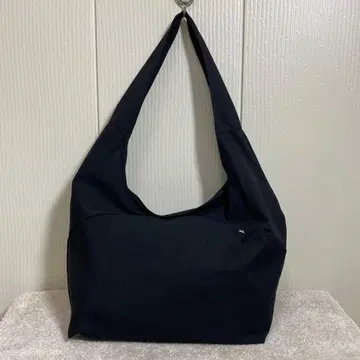 새상품급 m_ 무 POSTMAN BAG 숄더백 블랙