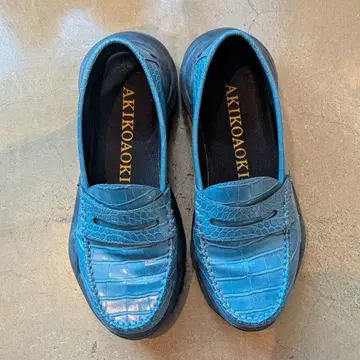 AKIKOAOKI 로퍼 블루 사이즈 37 악어 엠보싱