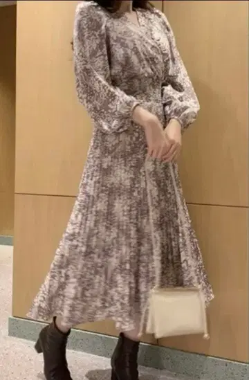 스나이델 2way 새틴 자카드 원피스