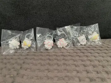 포근포근 스노우 산리오 마크 액세서리 낱개 판매